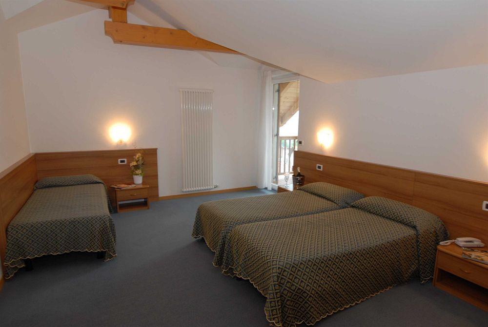 Hotel Alle Piramidi Segonzano Buitenkant foto