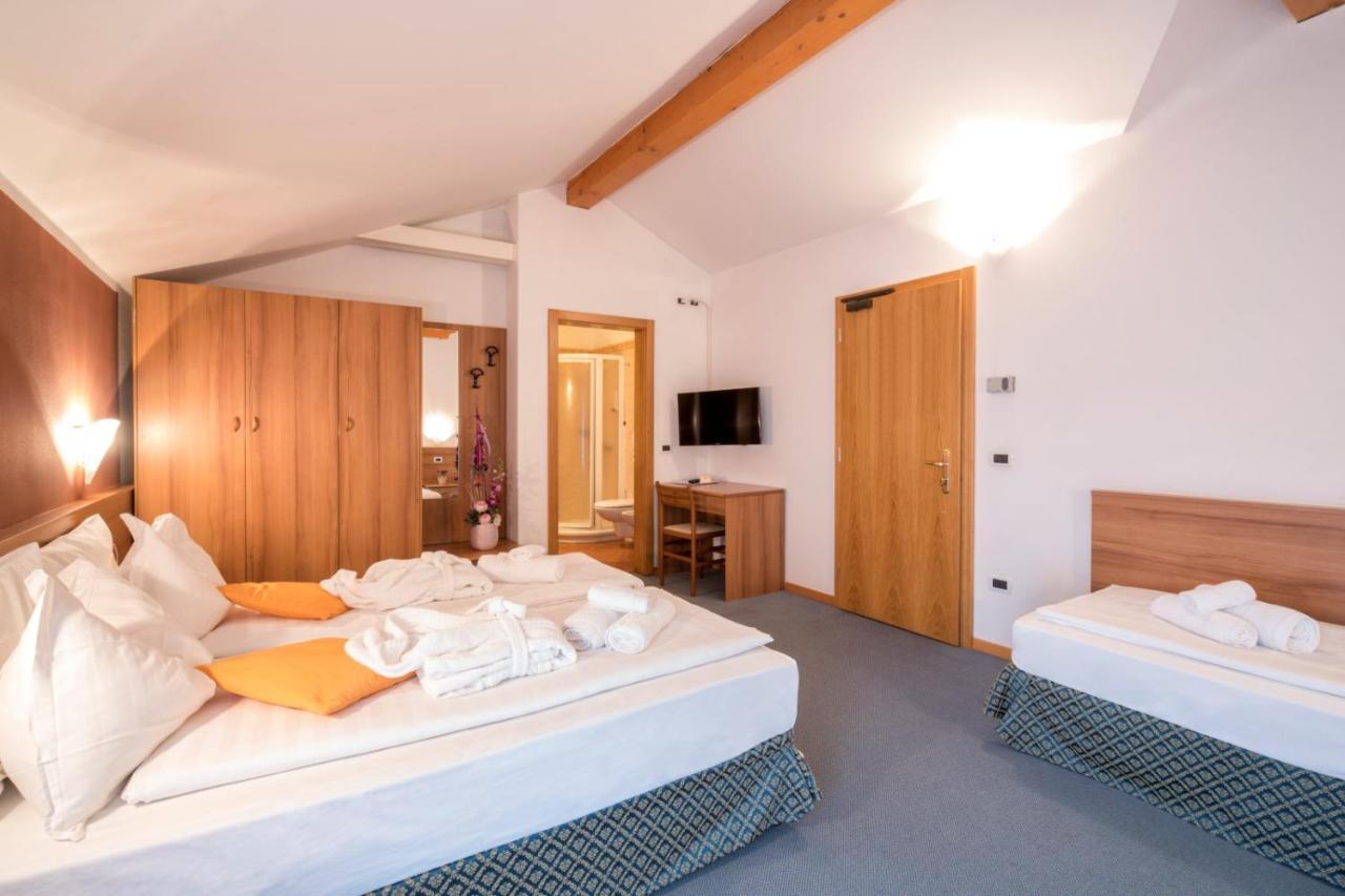 Hotel Alle Piramidi Segonzano Buitenkant foto