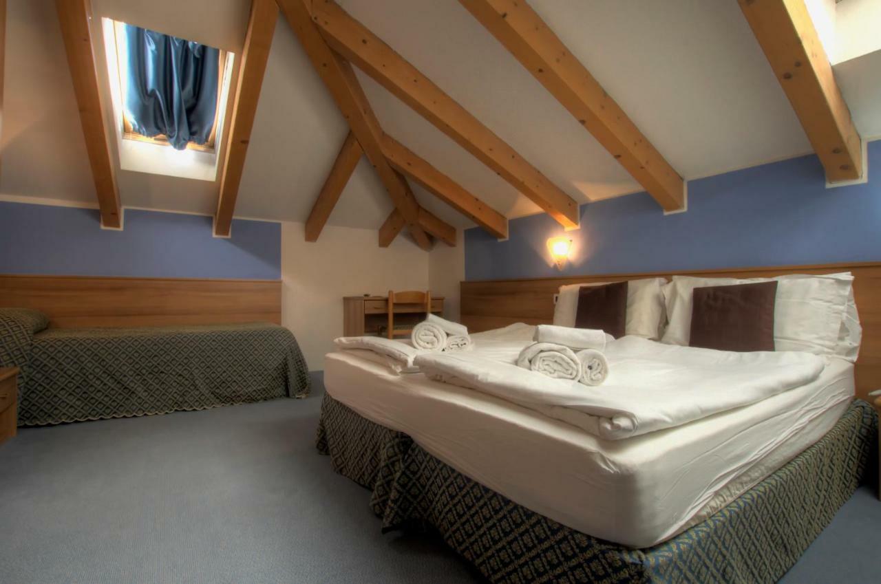 Hotel Alle Piramidi Segonzano Buitenkant foto